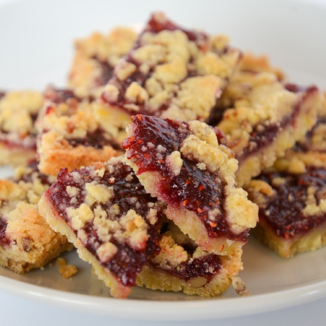 Raspberry Bars from Baking for Freedom